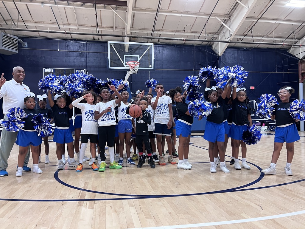 GL basketball team with cheer leaders