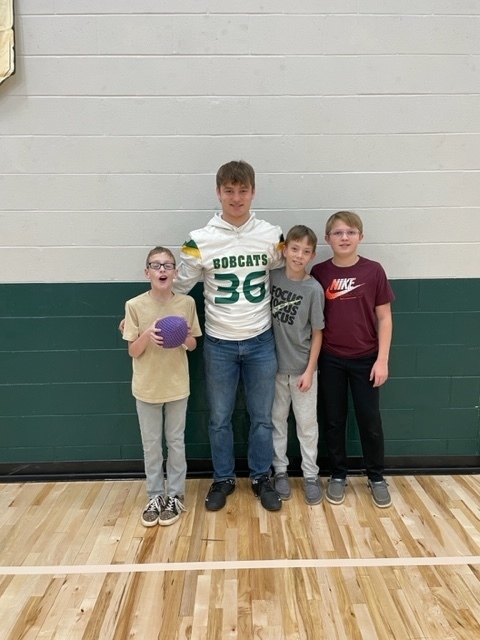 Florence Football Players with 5th/6th graders