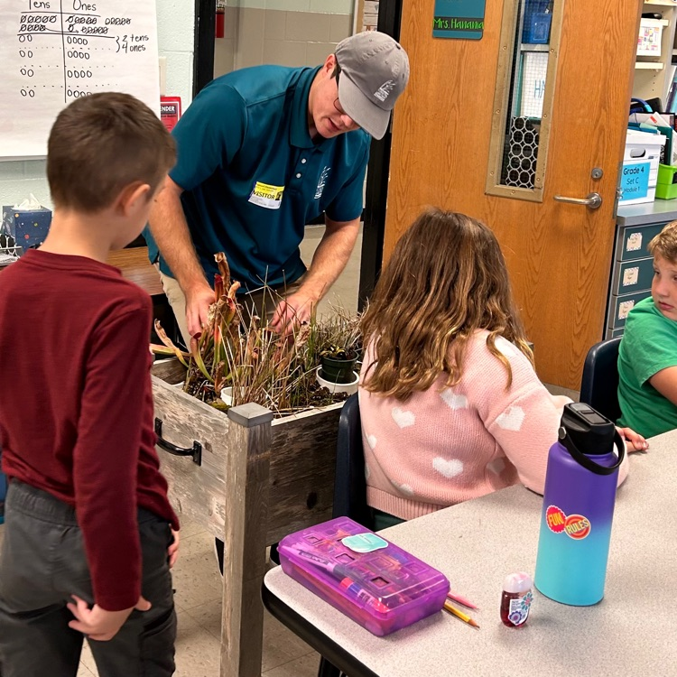 Coastal Land Trust carnivorous plant presentation to 4th grade!