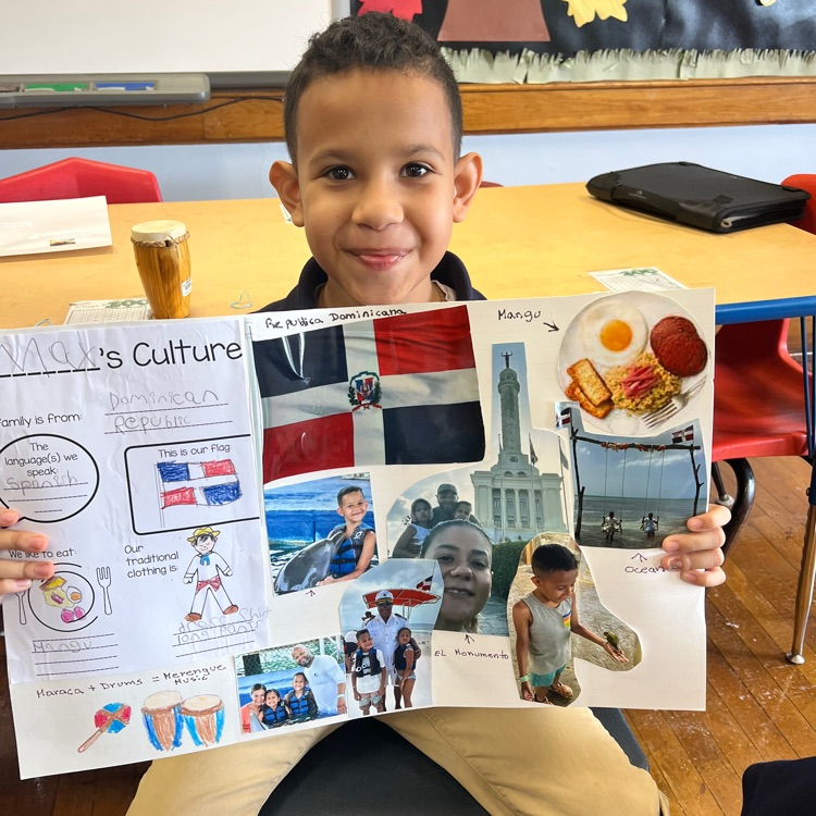 Mrs. Molina's 4th grade class has been learning about different cultures and traditions in Social Studies. They had the opportunity to present the history of their culture to the class in forms of photos, artifacts and clothing! 