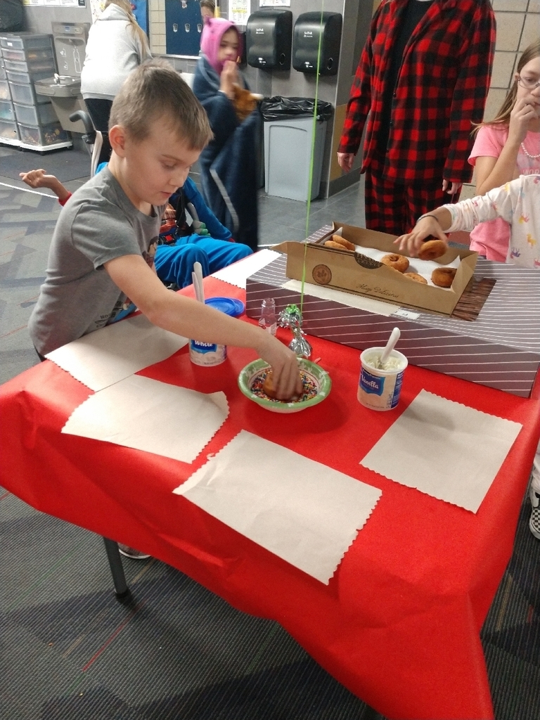 donut decorating station