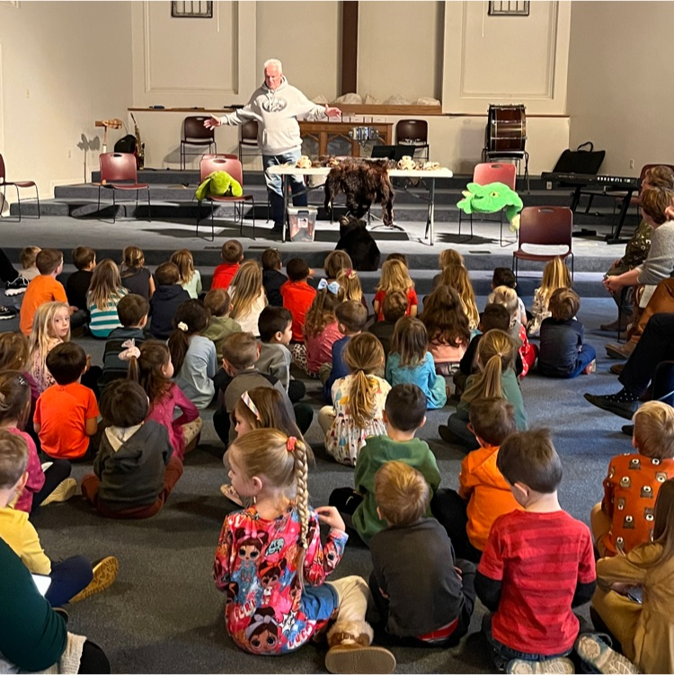Mr. George talking to preschool about hibernation
