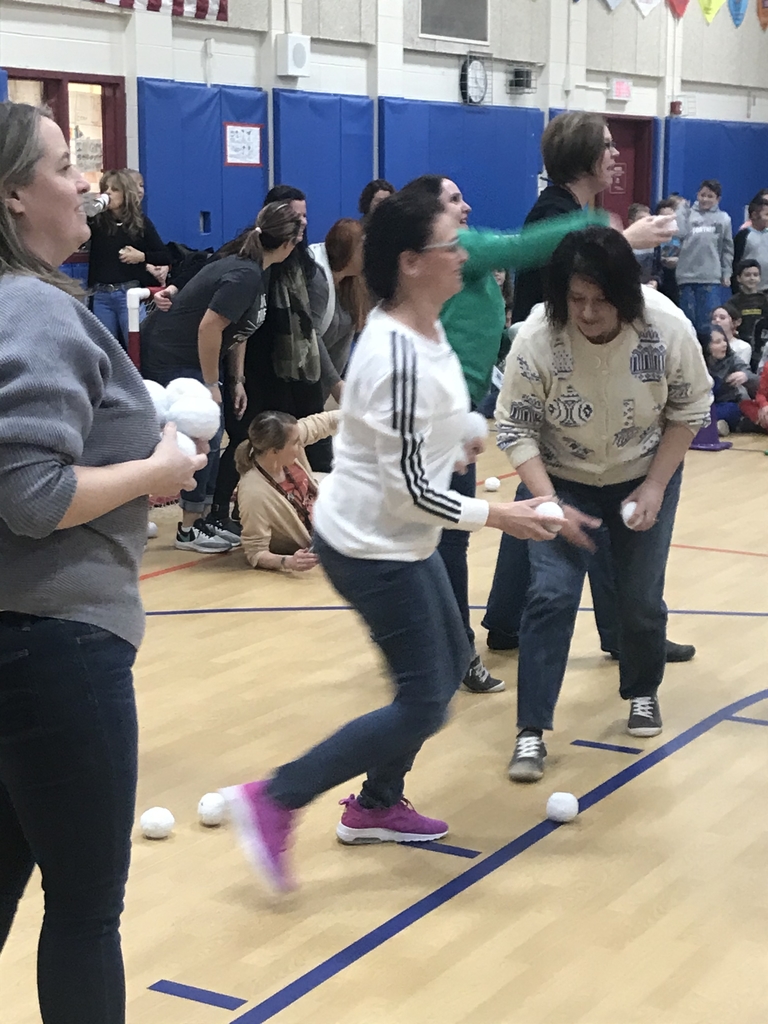 Snowball fight 