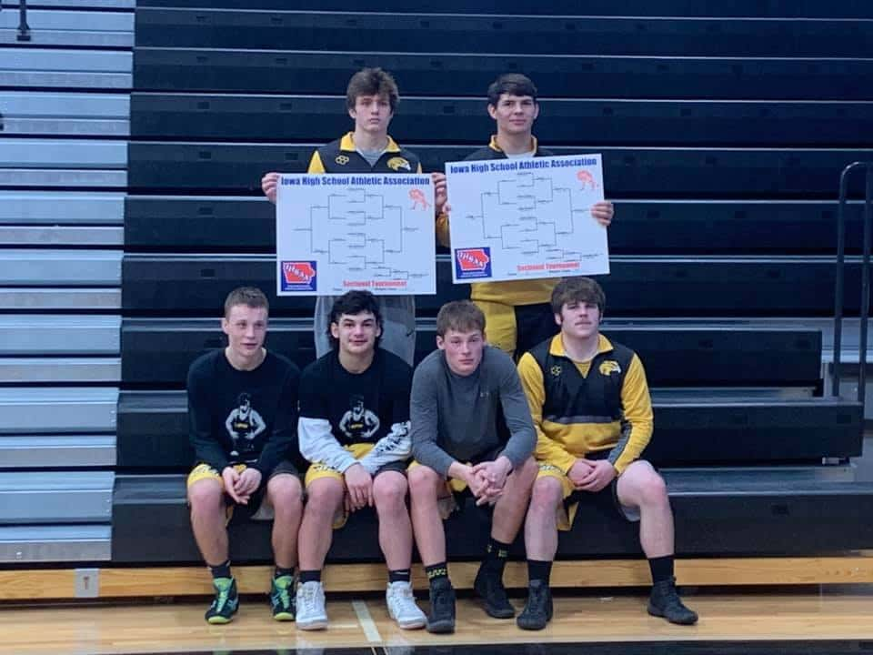 6 wrestlers advance to districts