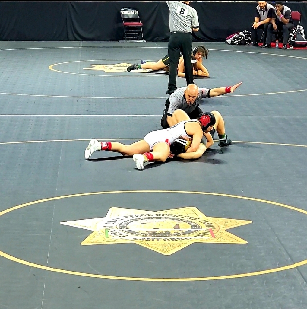 Athena going 2 for 2 on the day! Second match of the day ending once more with a pin! Moving on through the Championship bracket tomorrow.