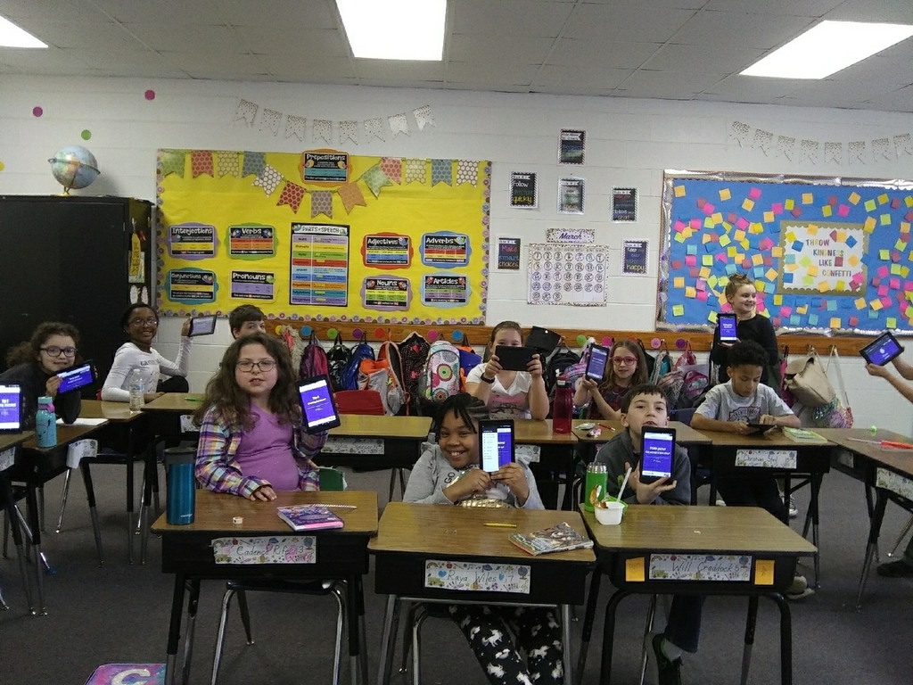 Fourth graders love playing Kahoot to review Science facts!