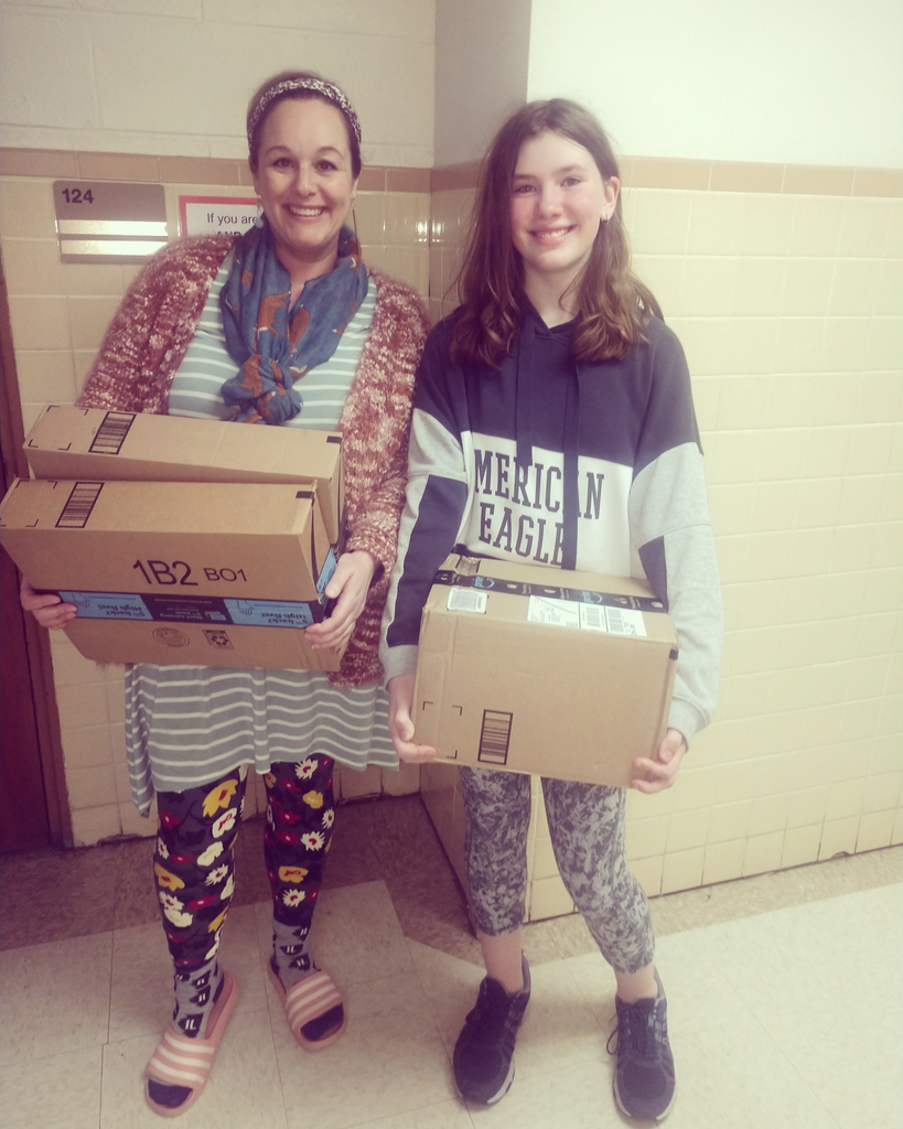 Donors Choose project items rolling in on Wacky Wednesday!! #ReadAcrossAmerica