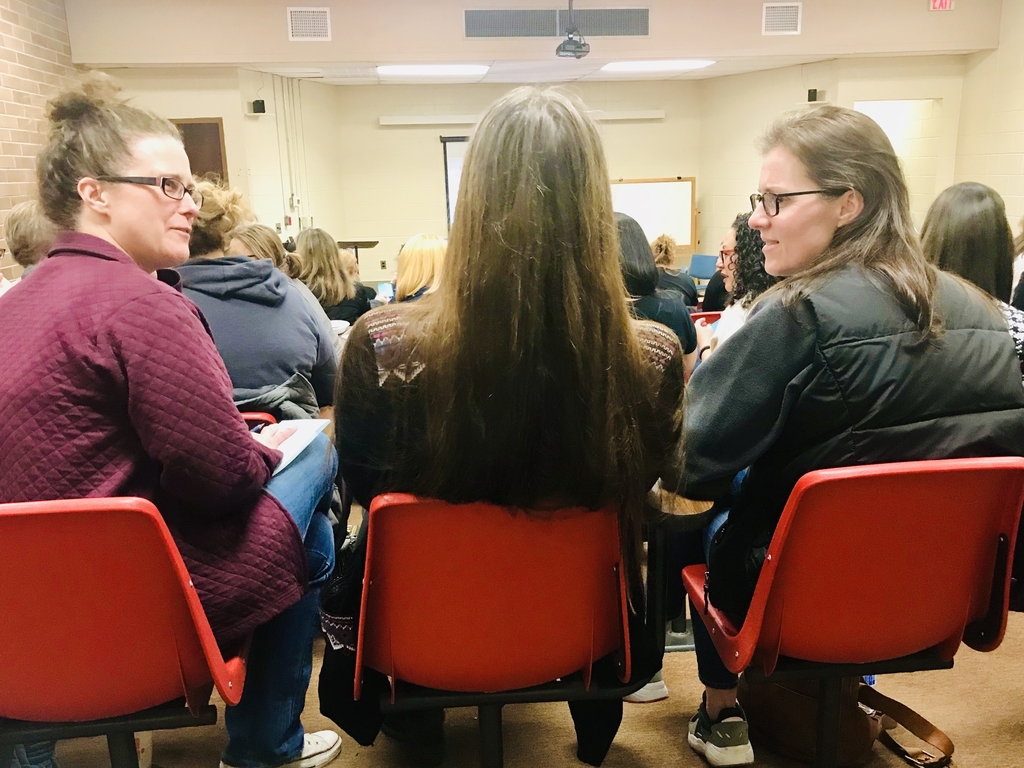 Parents getting involved in literary conversations 