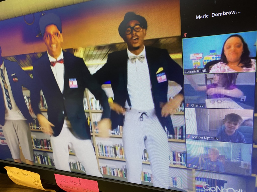 Mrs. Lonnie's AM session!!