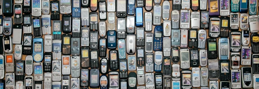 Collection of old cell phones. Image from Consumer Reports website.