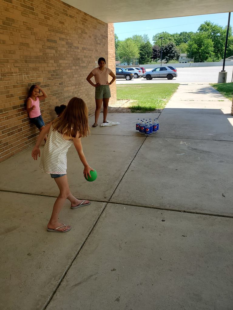 Mrs. Jill's K-1st Grade Summer Class!! Plastic Bottle Bowling