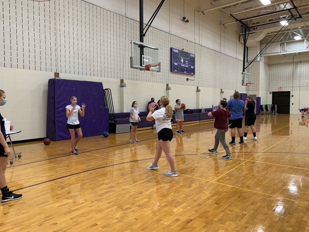 6th grade group becoming great passers!