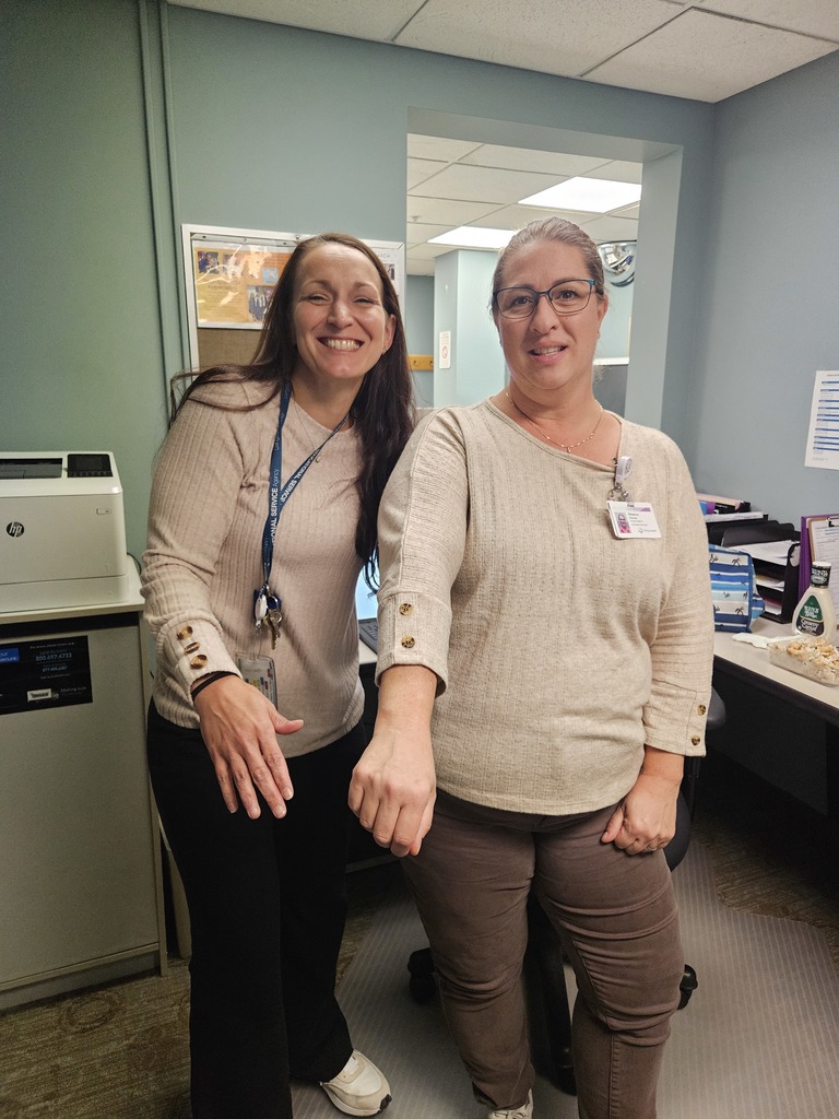 Pleasanna and Becky with the same shirt on