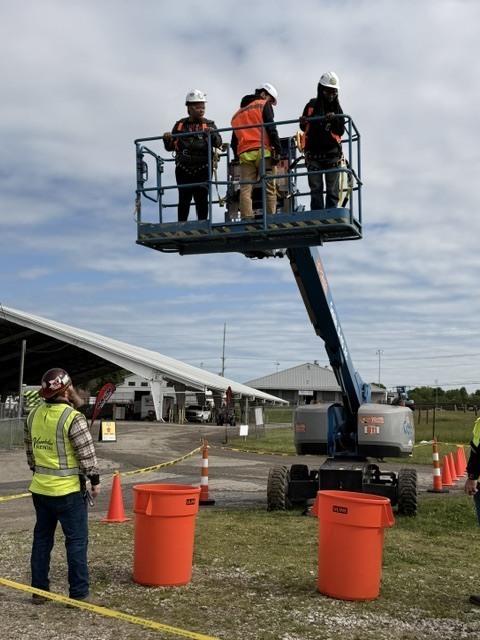 lift platform going up with students
