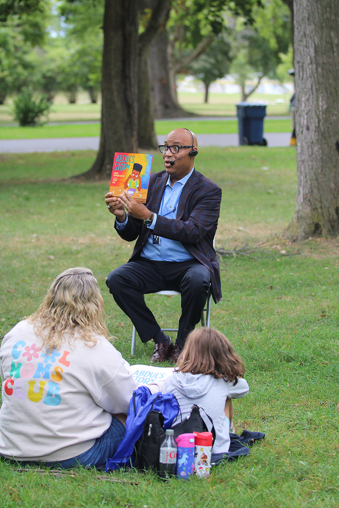 Guest Reader