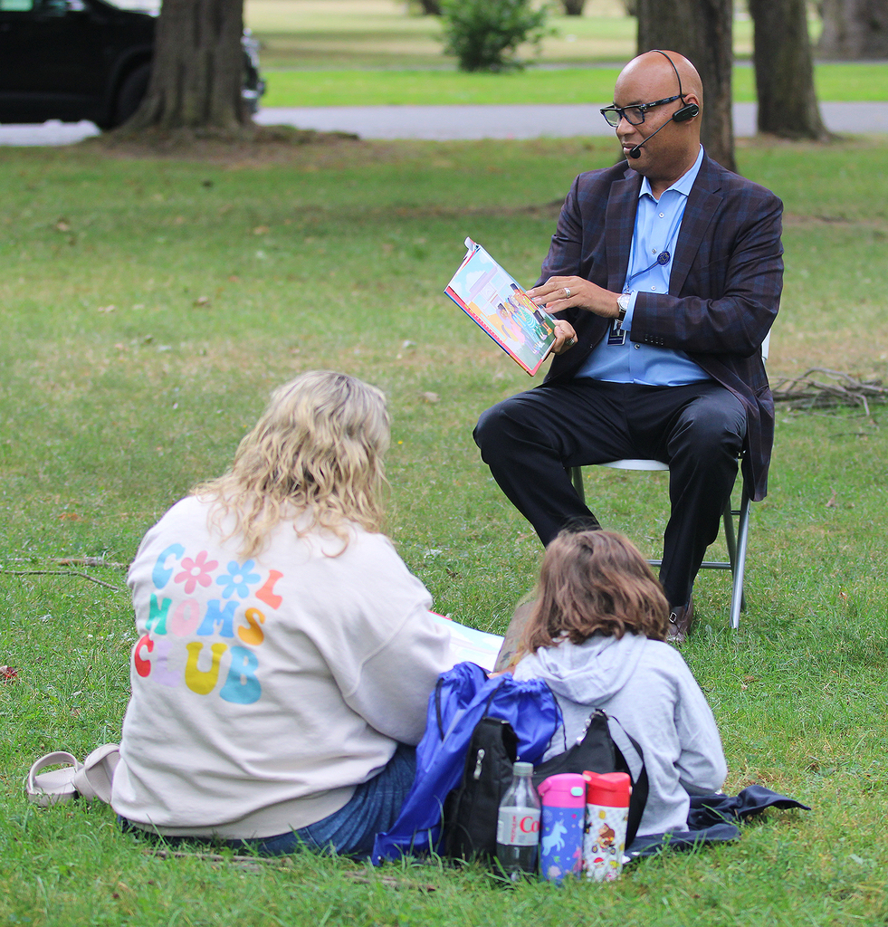 Guest Reader