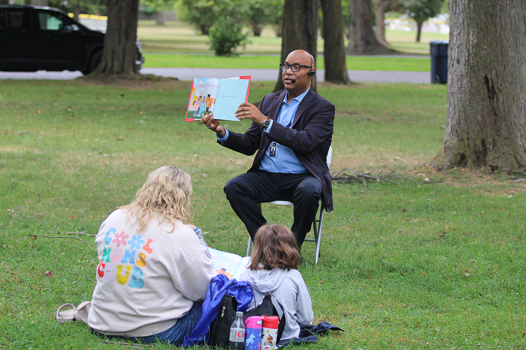 Guest Reader