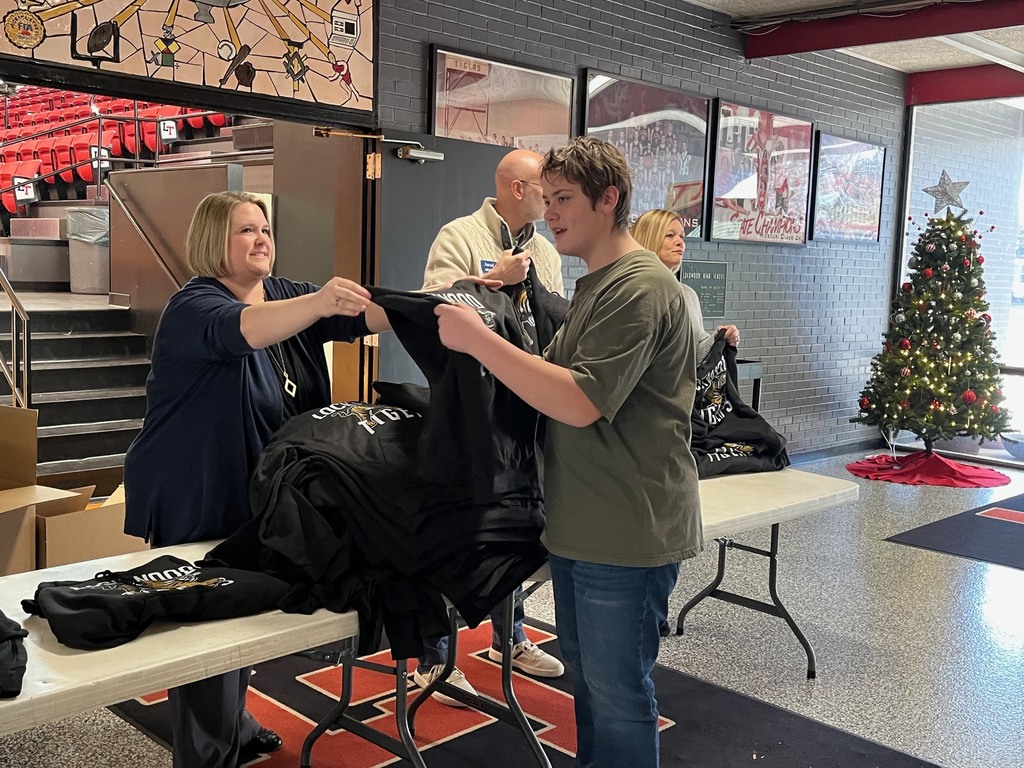 Arvest Bank donation