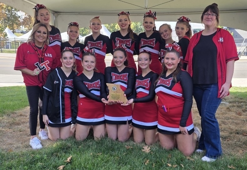 Lockwood Cheerleaders 4th Place Finish