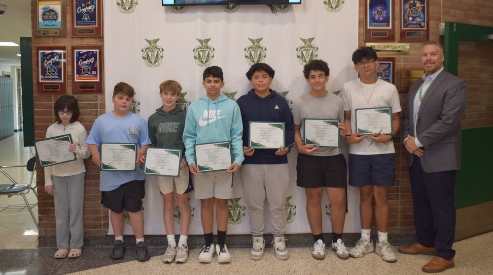 Middle School Honors Final ‘Caught Being Kind’ Group of the Year