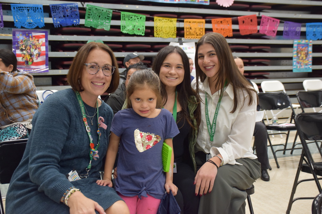 LV language teachers with a student.