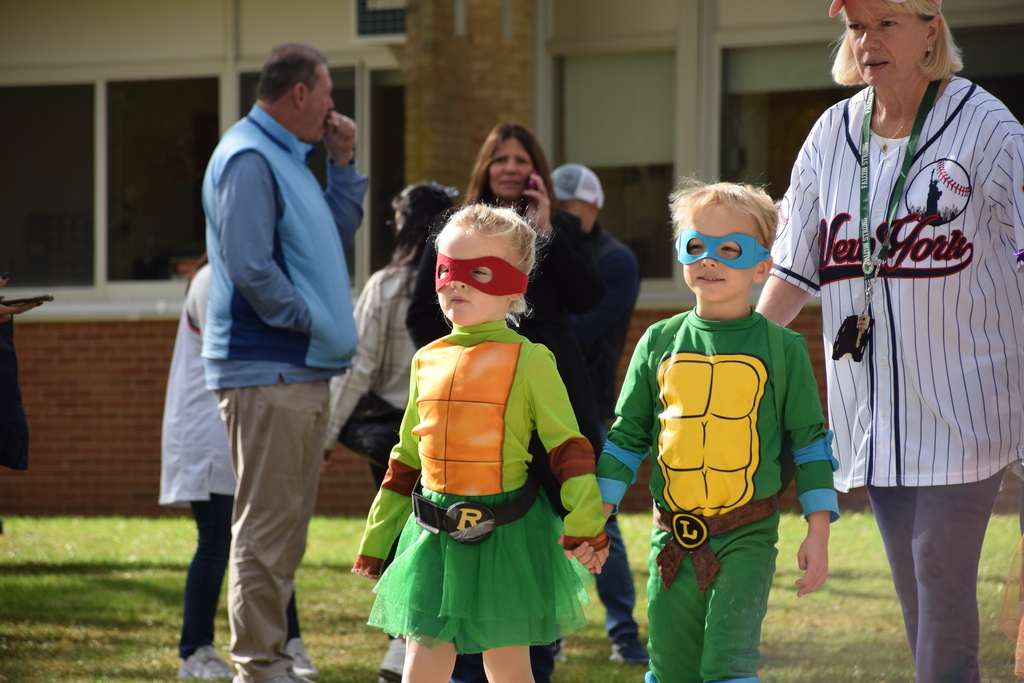 AMP students at the Halloween Parade 2.