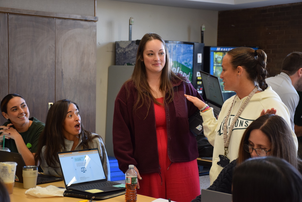 Bayville Primary School teachers collaborate on SCD 2025.