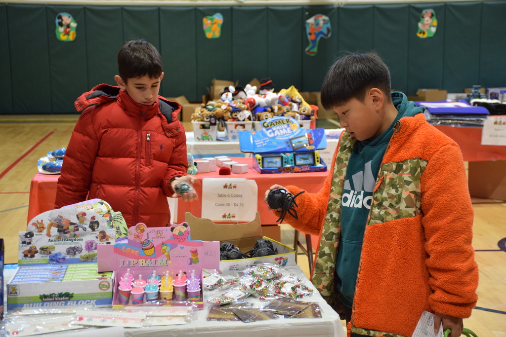 LVI students browse at the holiday boutique.