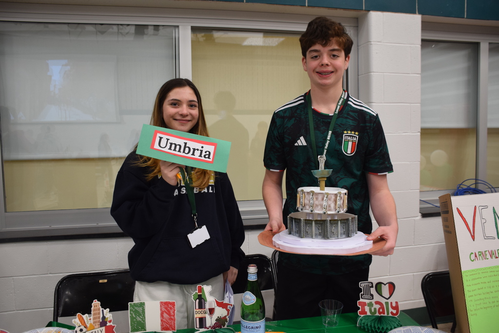 Middle school Italian class students show their display and diorama of the Umbria region.
