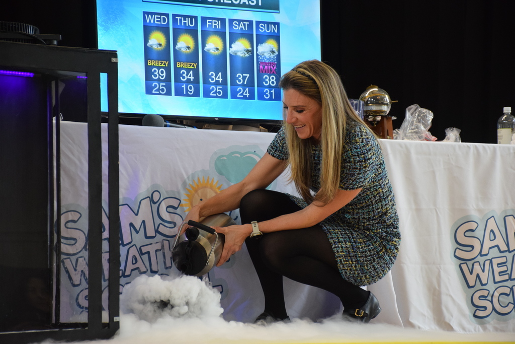 Samantha Augeri shows LVI students how to create fog.