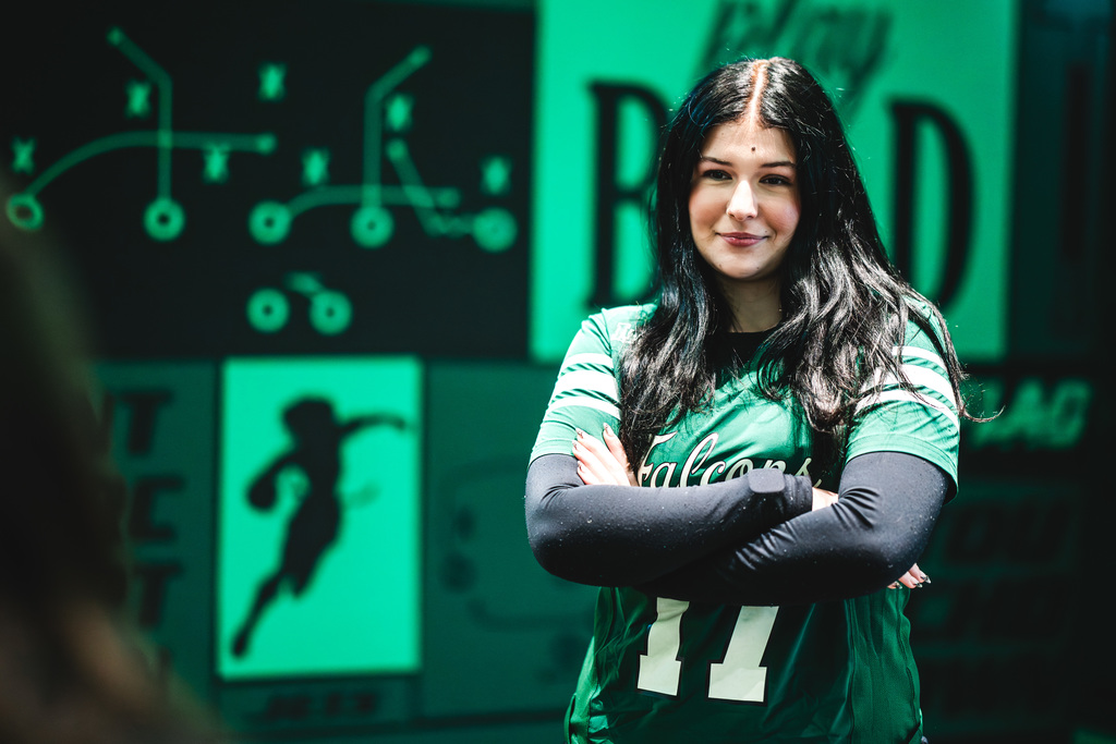 Locust Valley High School student Sophia Georgiopoulos took part in a photoshoot with Jets team photographers.