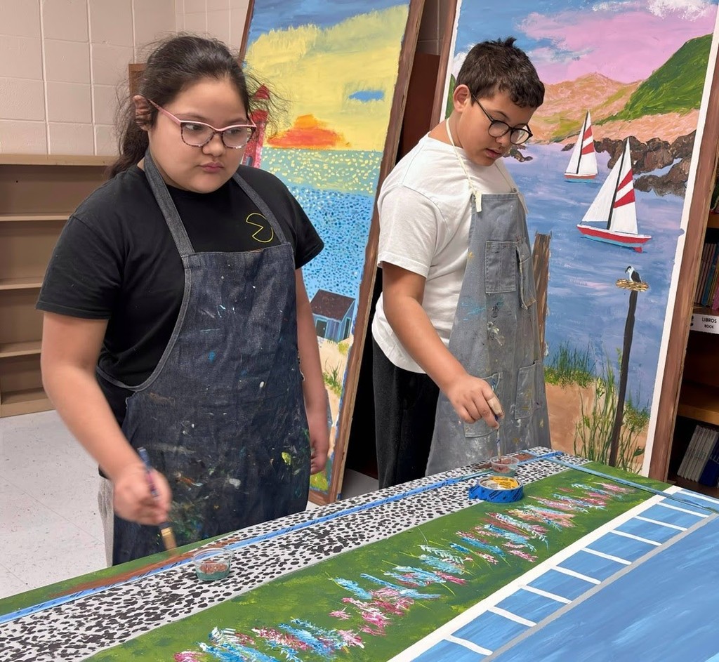 BI students add to the Bayville scene.