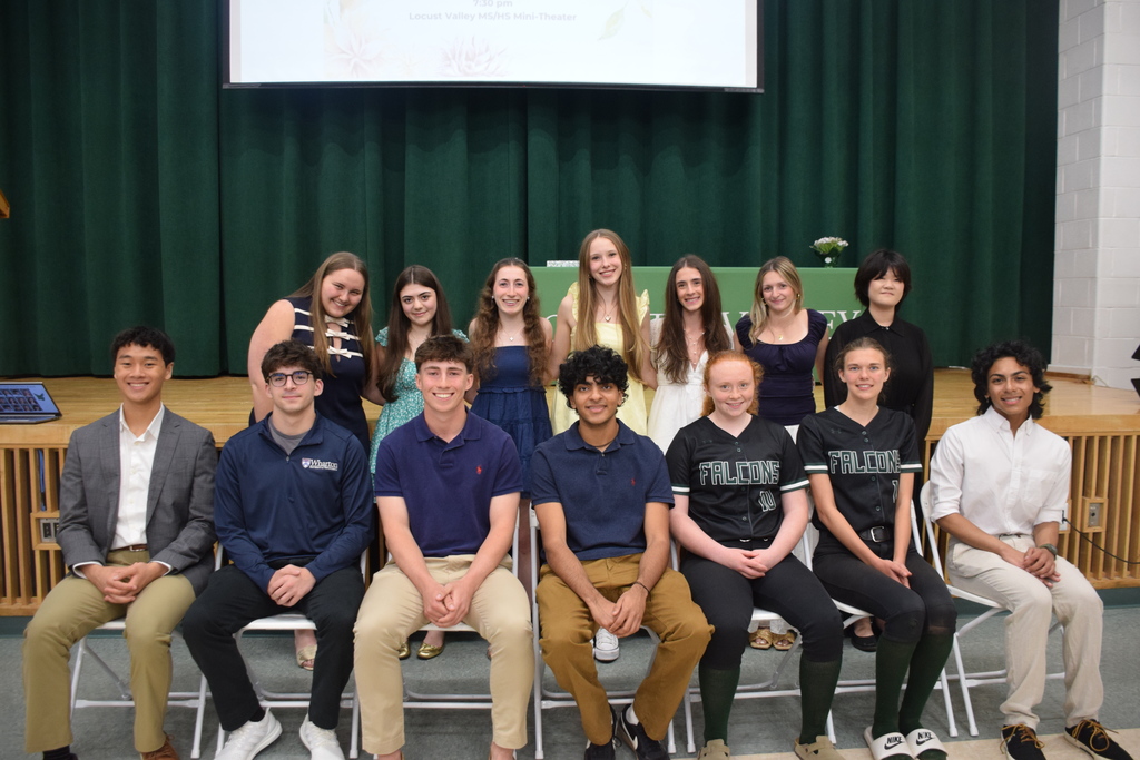 The Top 15 students in the LVHS Class of 2026.