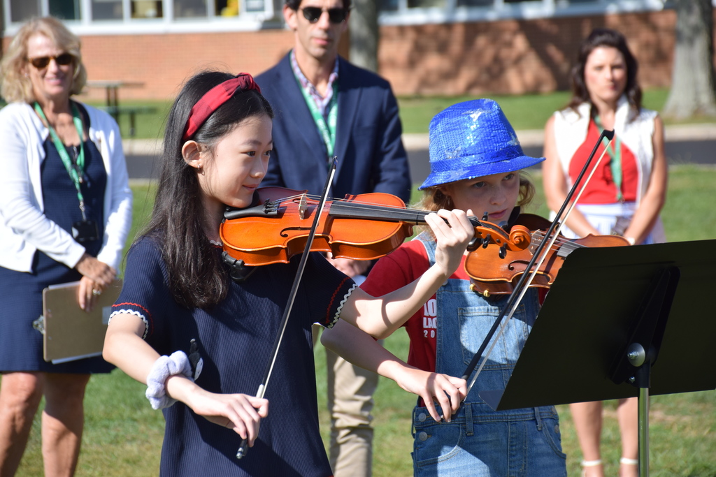 Locust Valley Intermediate students perform at the Veterans Day ceremony in 2025.