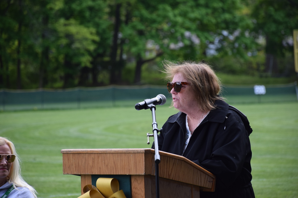 Wendy Tobin spoke about the ways her older sister taught her how to be a great teammate and leader.