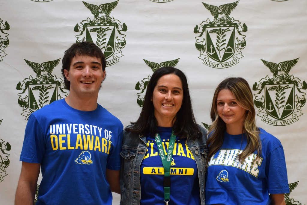 LV students and staff wear their University of Delaware at Up & Away Day 2026.