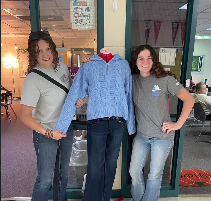 Lo-Ma Clothing Closet offering free clothing to students