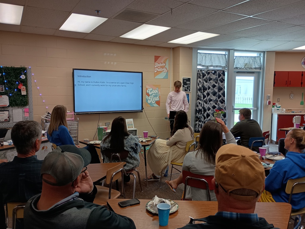 Work Based Learning presentation by Hutton Kotik with many mentors and employers in the audience