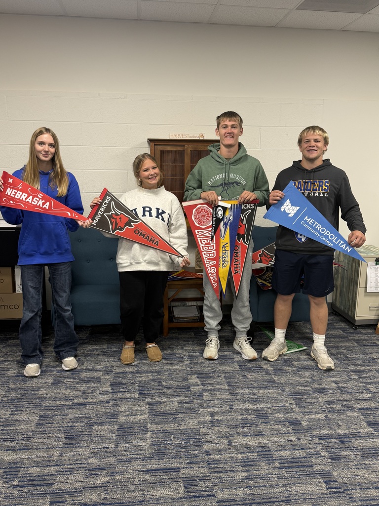 Students holding their apply2college banners!