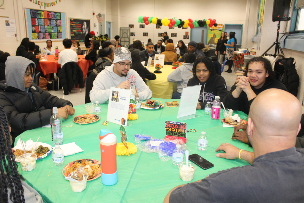 Students connected with inspiring professionals over great food during an engaging Black History Month Chat and Chew hosted by Zone 126.