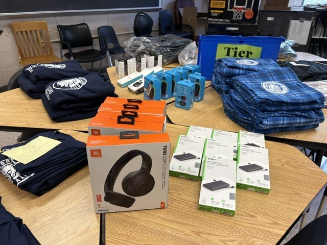 Pawsitivity Prizes for MP4