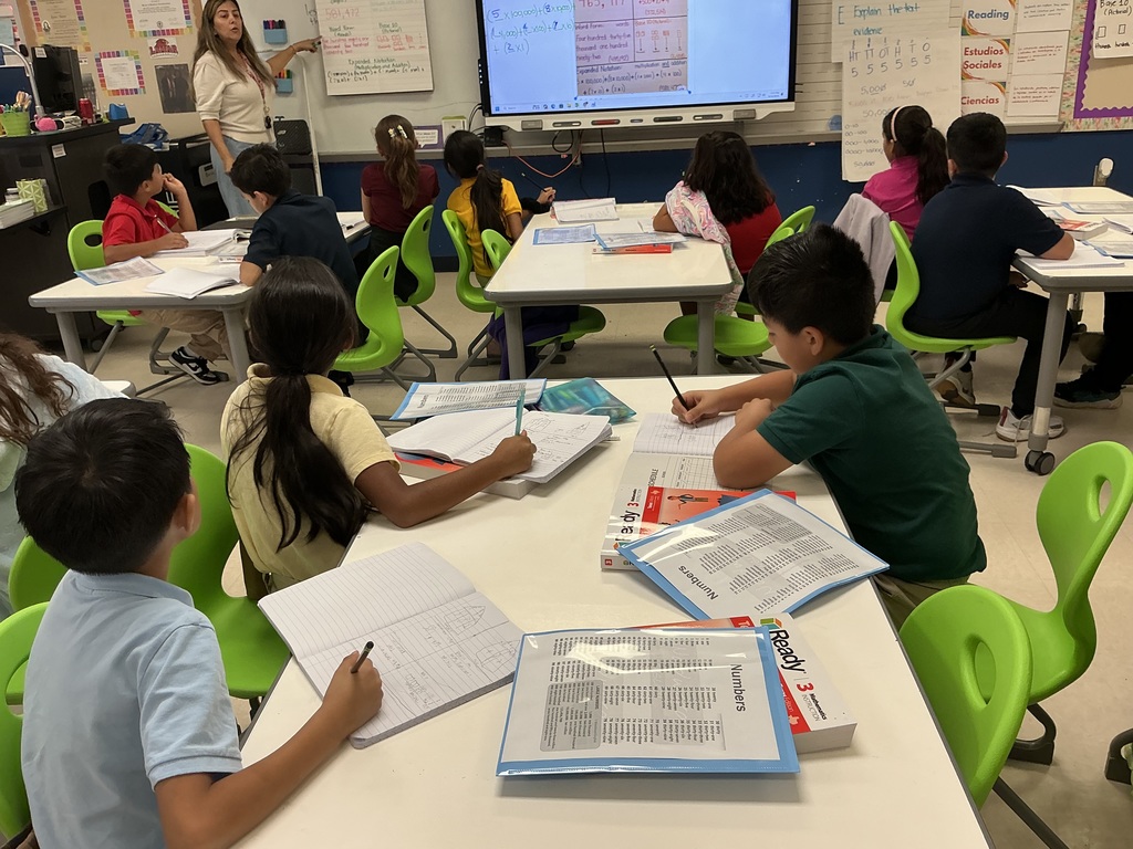 Check out our 3rd graders giving their best during math class today! #BOLDBears #BetterAtBramlettee #OnOurWayToAnA