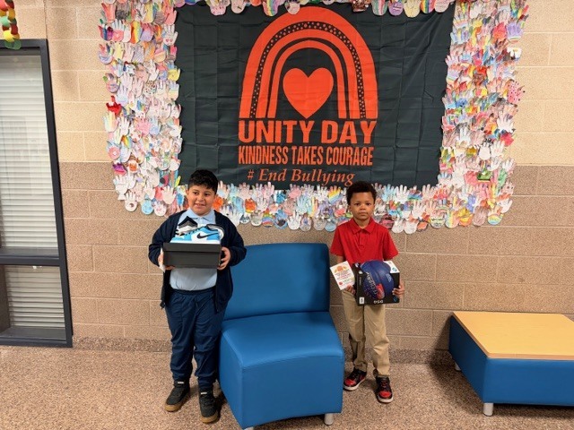 Our two grand prize winners.