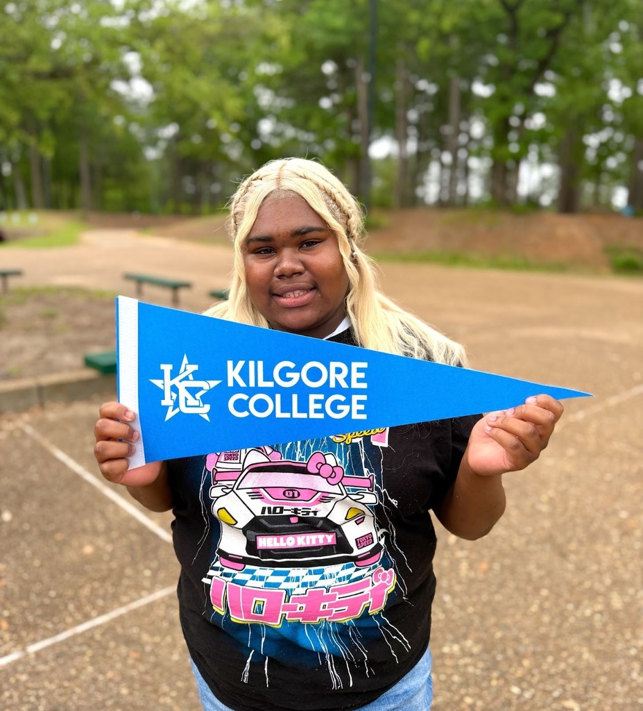 Z Borens plans to attend Kilgore College for cosmetology!