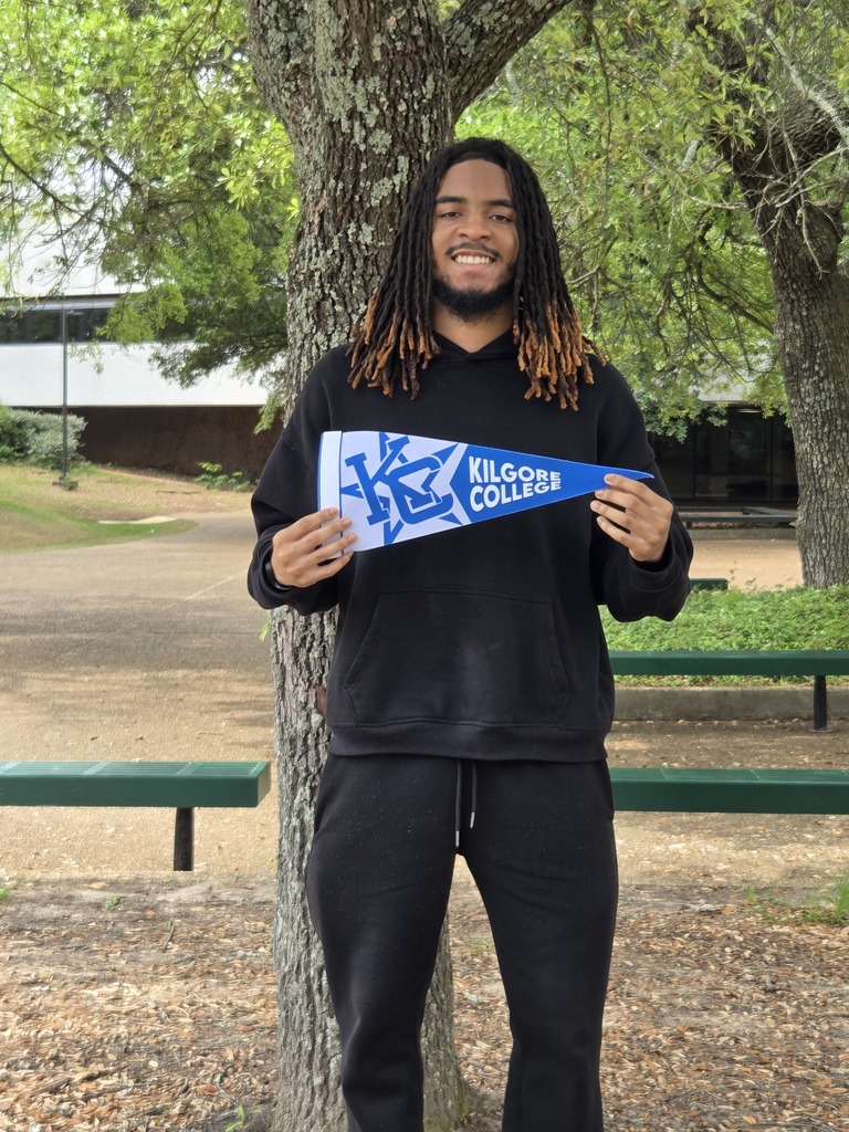 Kenison Dunn is taking the next step toward a high-demand career by enrolling at Kilgore College to study Process Technology. We can’t wait to see his success!