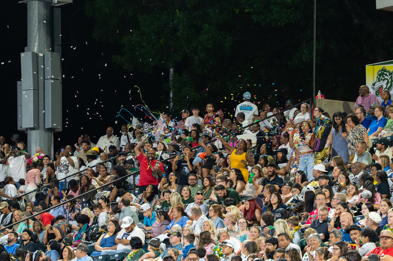 Longview High School celebrates 541 graduates in packed Lobo