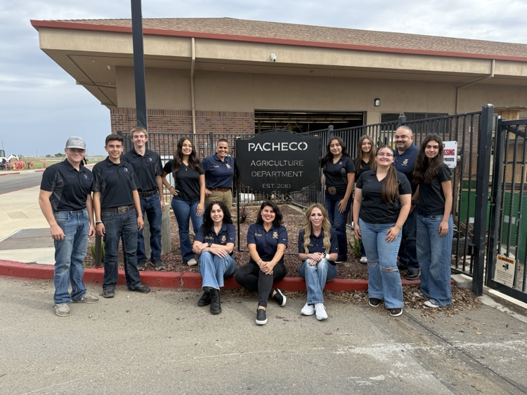 PHS Admin with PHS FFA Officer team!🤩  The FFA program at Pacheco High continues to thrive thanks to the dedication of their officers and the support of staff and administration.🙌🏼 #LosBanosUSD #FFA #StudentLeadership
