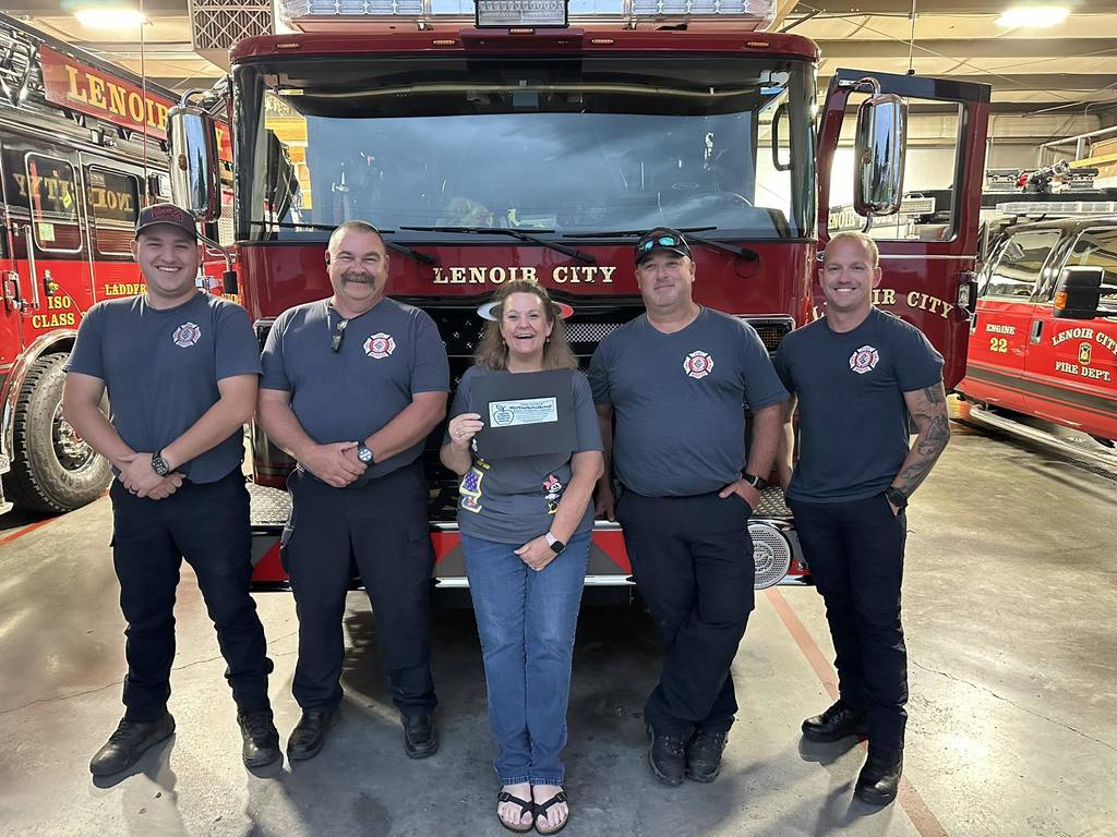 554080368_1380637327404509_7968416504648423975_n