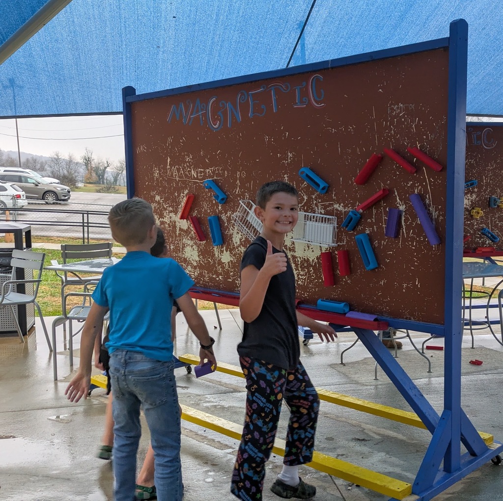 PXL_20251120_205802686