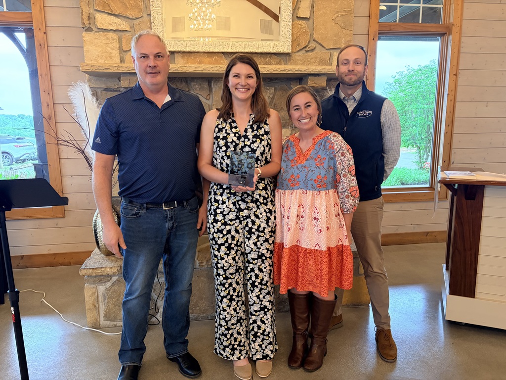 Kaitlin Zoumbaris recognized as middle school special education teacher by LCE